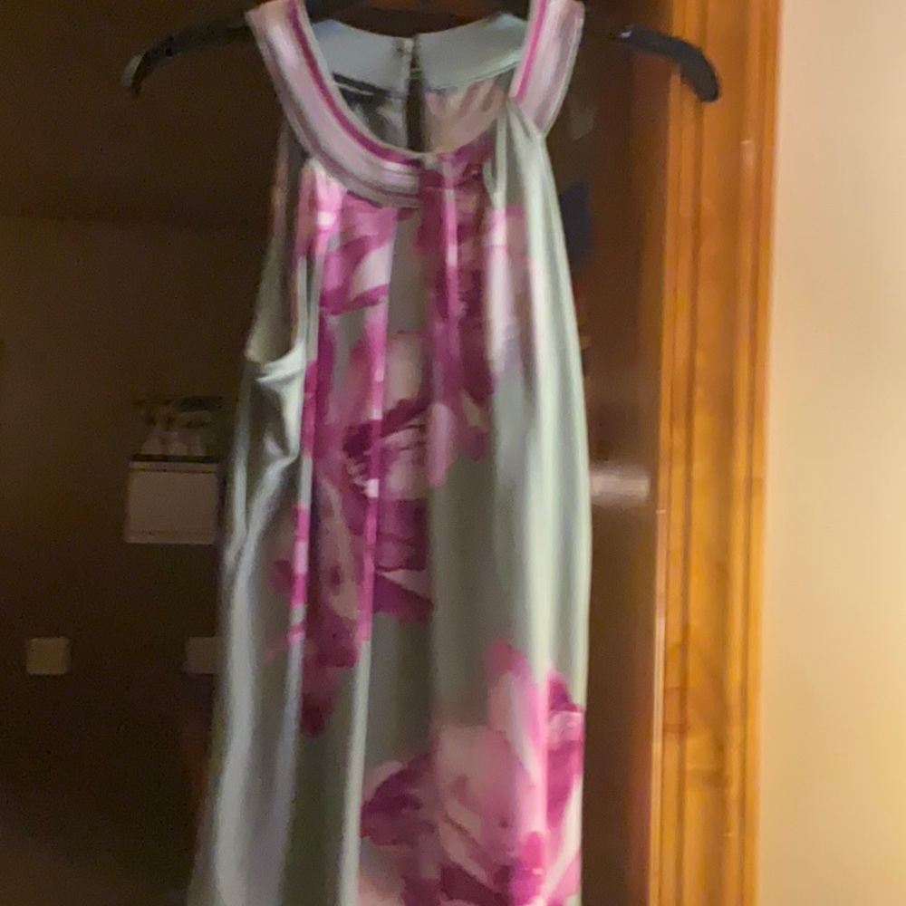 Macy’s Intl Concepts (inc). Cute sleeveless top